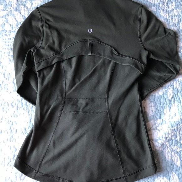 Define Jacket (4) - Picture 3 of 4